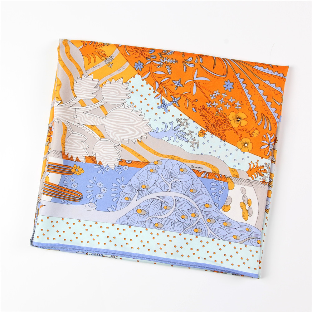 وشاح حريري ملفوف يدويًا للنساء - مراجعة Silk Scarf Square وسعره