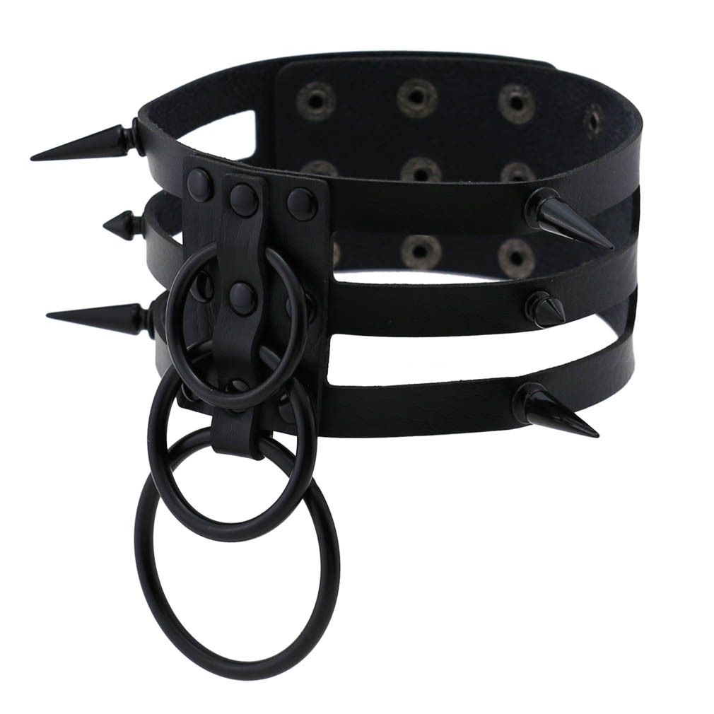 قلادة شوكر جلدية سوداء بمسامير - مراجعة Women'S Emo Accessories وسعره